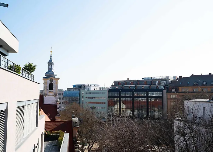 Uno - Nordic Chic & Views Apartment Pressburg